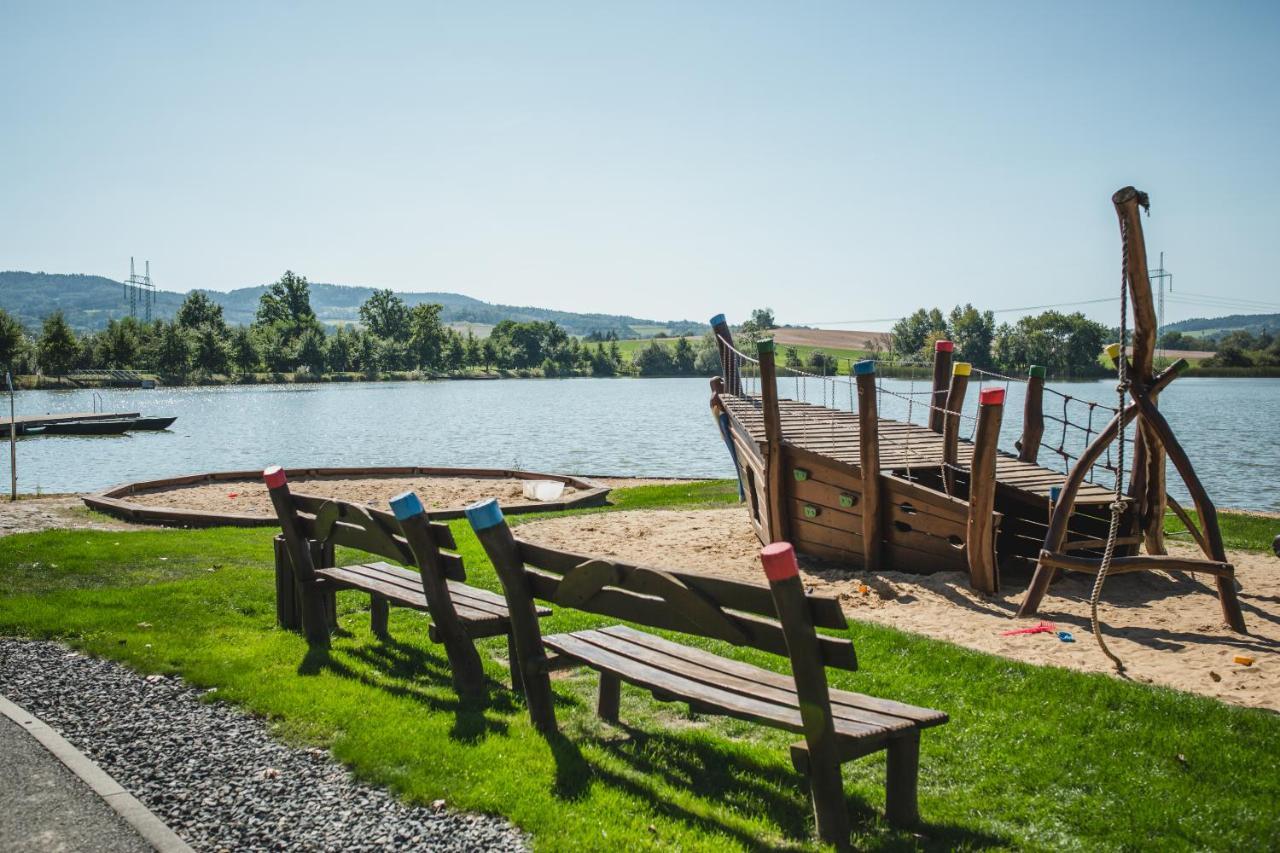 Resort Čapí Hnízdo Olbramovice  Exterior foto